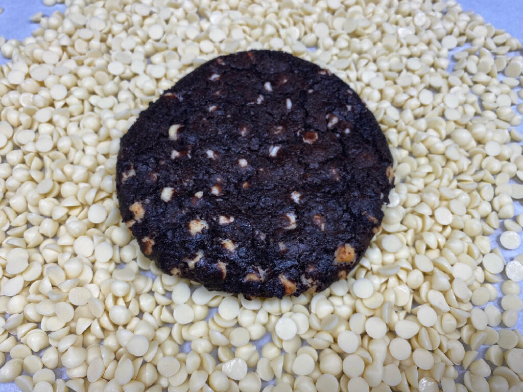Behuet's Gluten-Free Double Chocolate Chip Cookie